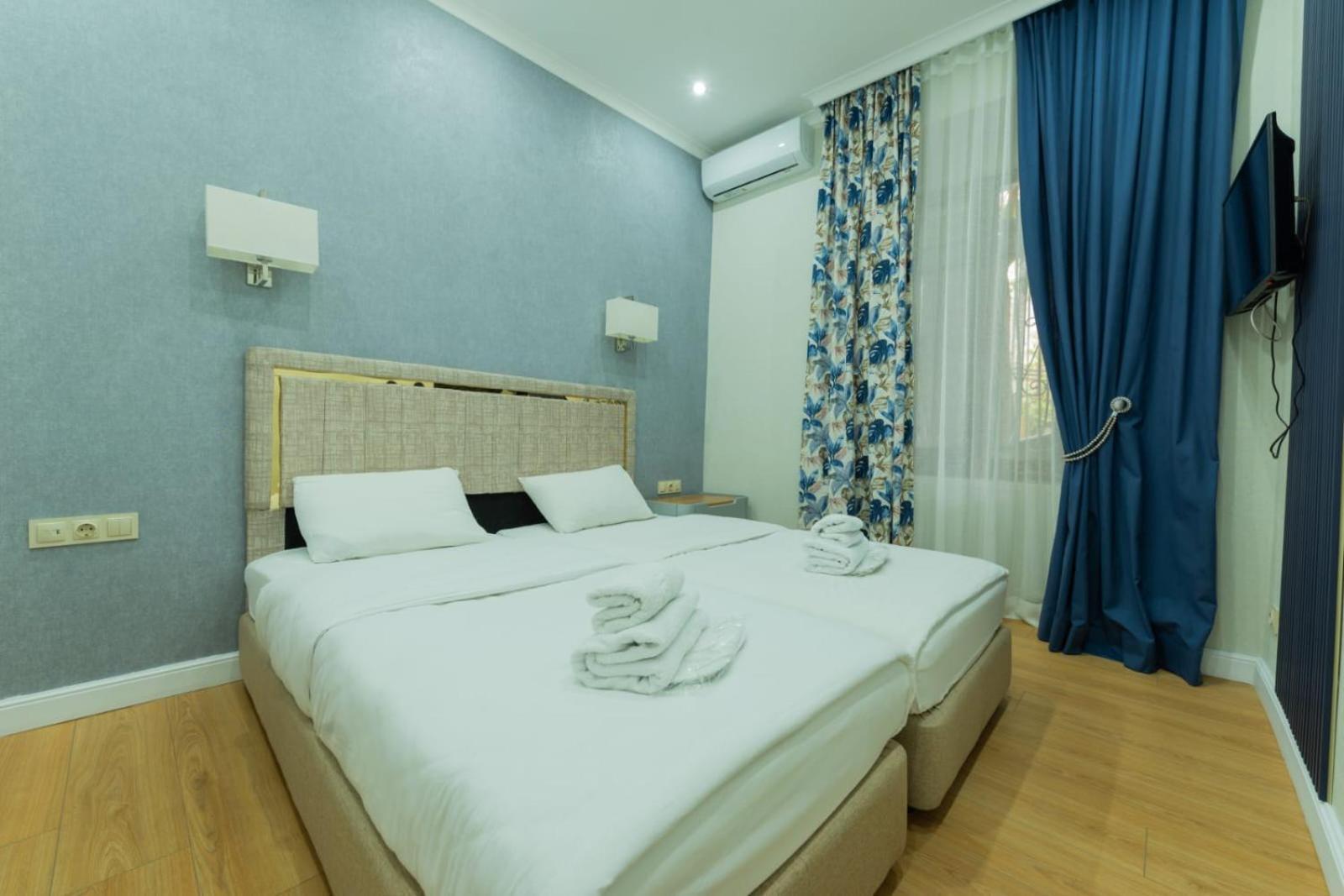 Marita Hotel Tbilisi Exterior foto