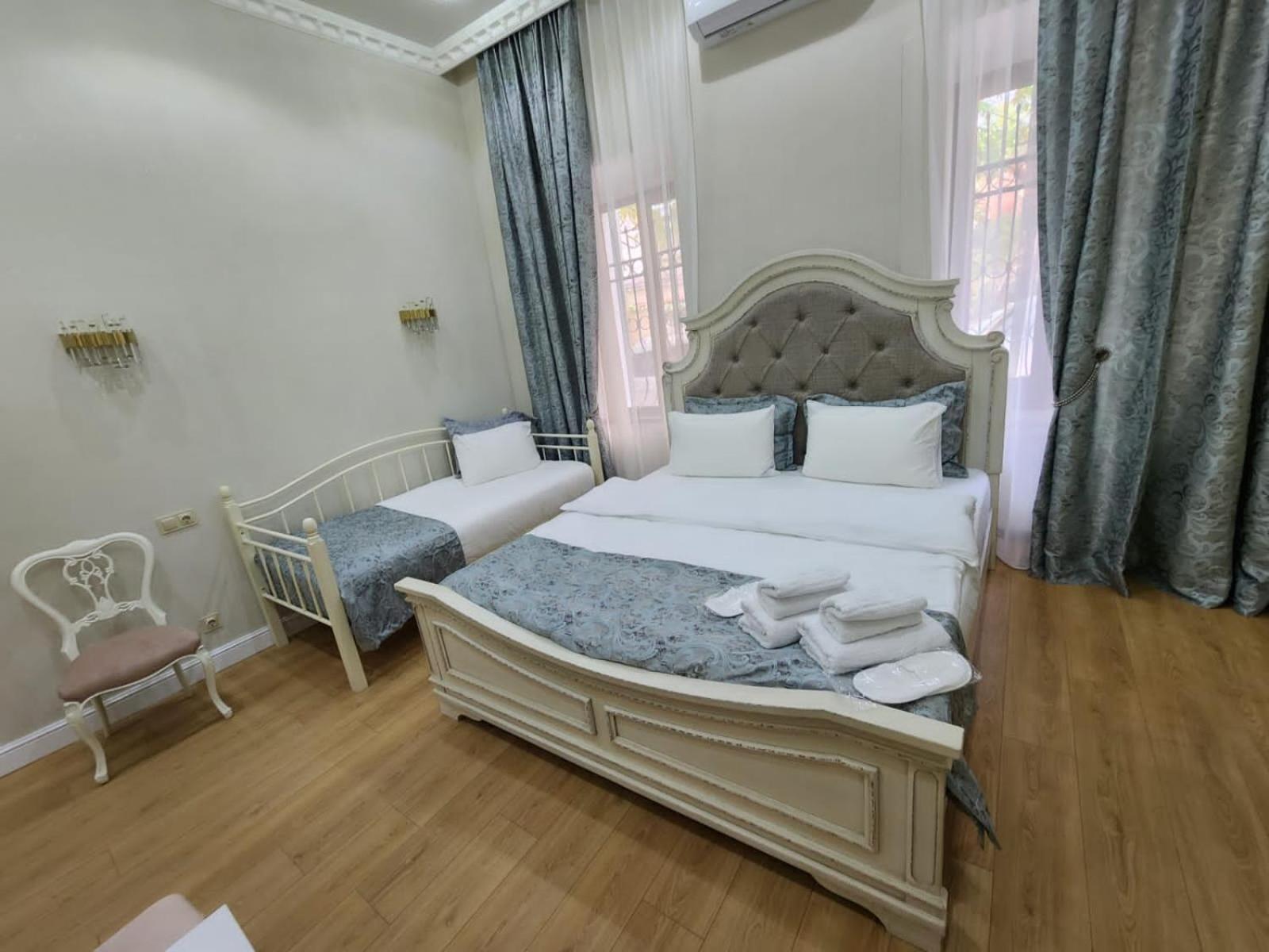 Marita Hotel Tbilisi Exterior foto